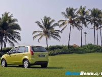thumbs 2010 Ford Figo  (1) photo